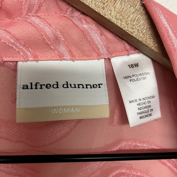 Alfred Dunner Woman Swirl Pattern Button Up Semi-Sheer Blouse Plus Size 18W - Picture 5 of 7